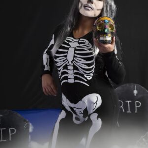 “Calavera Festiva: Disfraz para Día de Muertos TR78H con Toque Especial de Amairani 💀🌼✨”